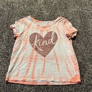 Pink “Kind” justice shirt.